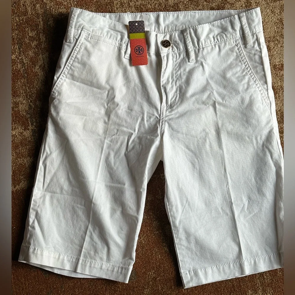 Tory Burch NWT white Bermuda Chino long shorts 25 logo buttons multiple pockets* - Picture 3 of 12